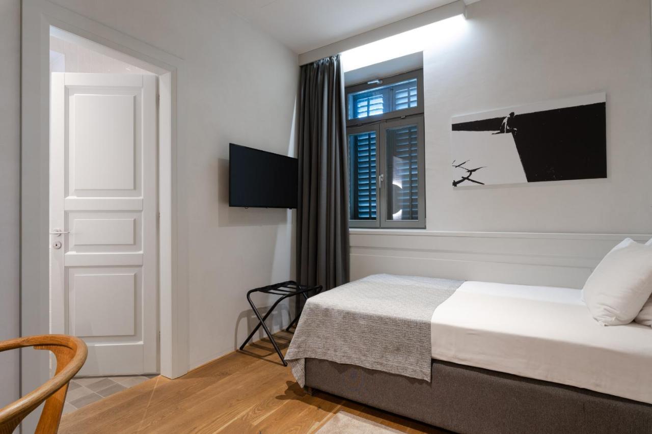 Hotel Peteani Labin  Bagian luar foto